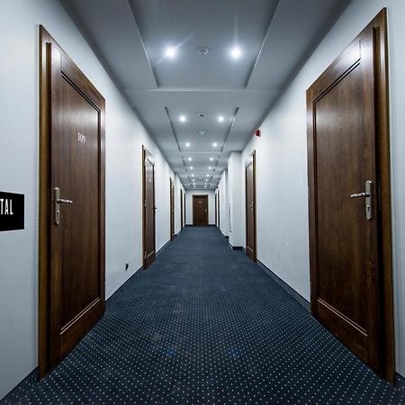 Hotel Crystal Janikowo Εξωτερικό φωτογραφία