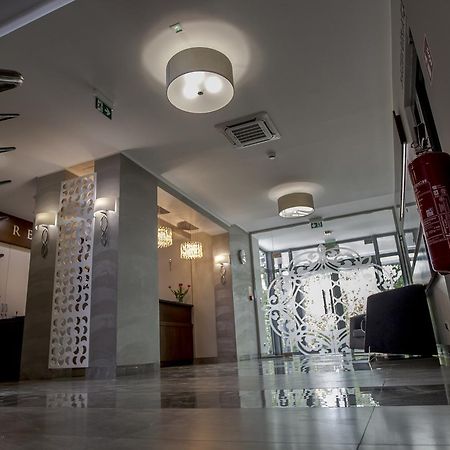 Hotel Crystal Janikowo Εξωτερικό φωτογραφία